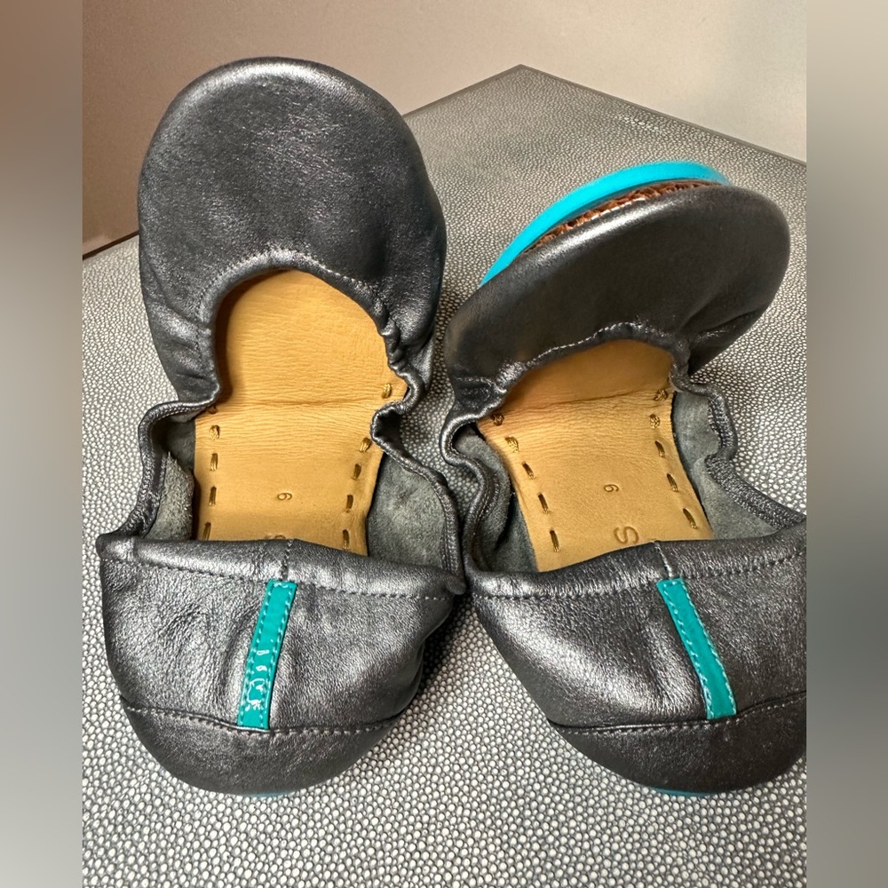 Tieks Metallic Pewter